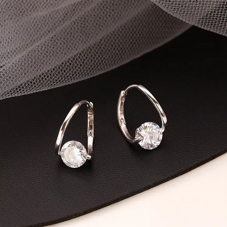 🎉New Year Hot Sale✨French Style Minimalist Zircon Earrings