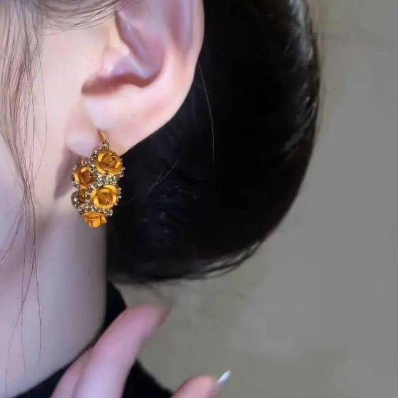 🎉New Year Hot Sale✨French Style Retro Champagne Rose Earrings