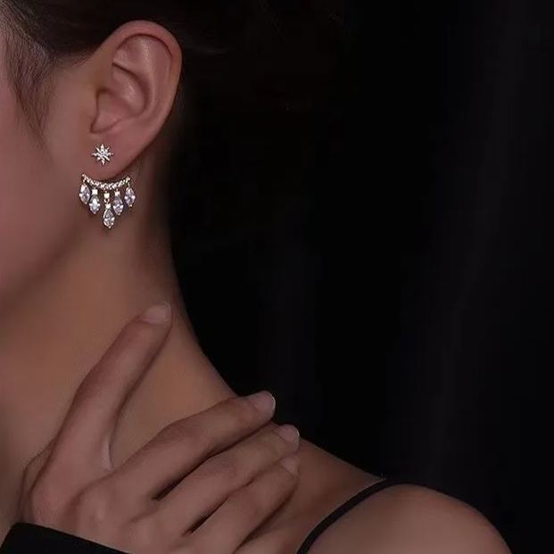 🎉New Year Hot Sale✨Detachable Design Star Tassel Diamond Stud Earrings