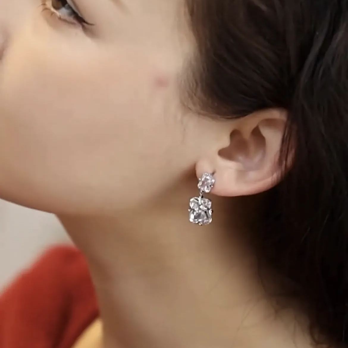 🌸2024 Spring Hot Sale✨French Style Minimalist Diamond Earrings