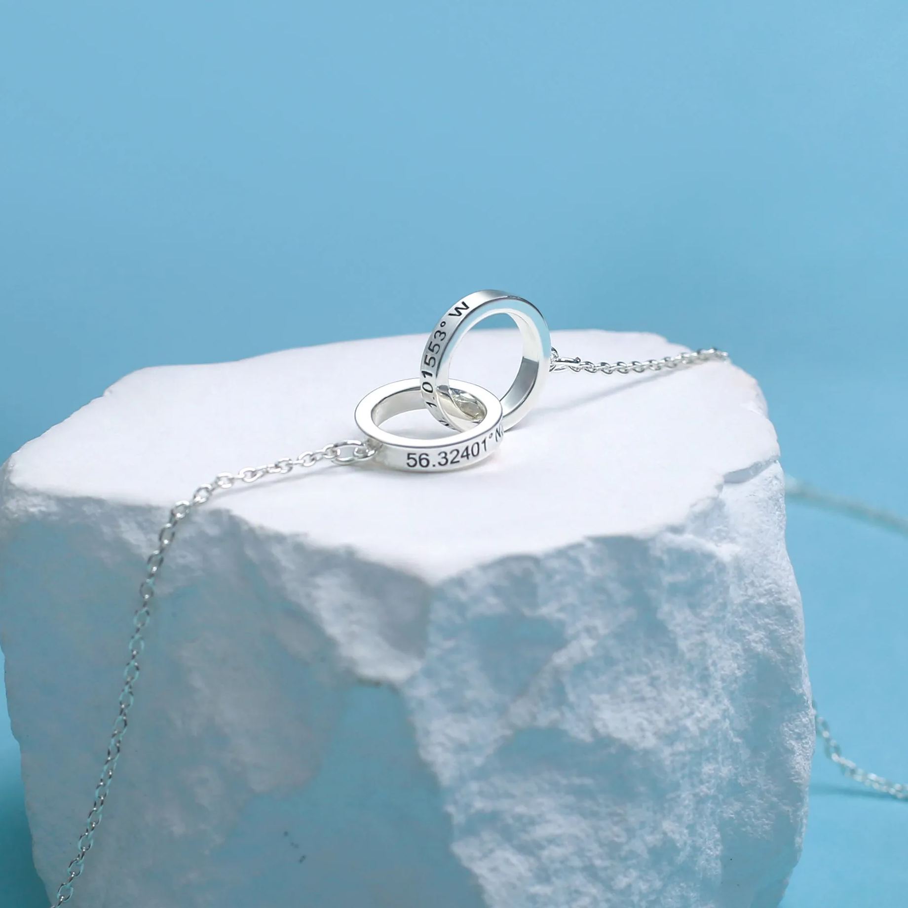 For Love - Minimalist Interlocking Circle Custom Necklace