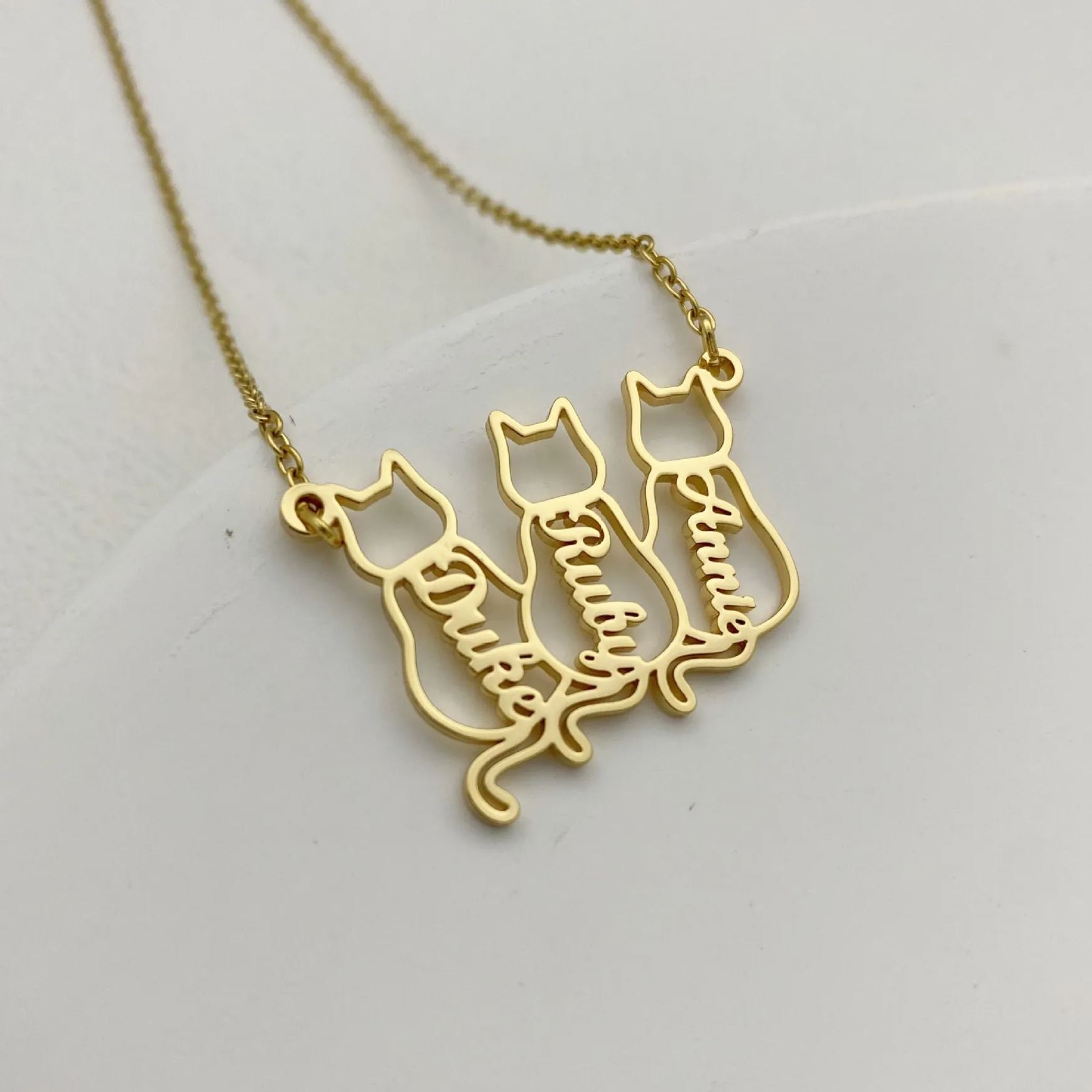 🐾 Personalised Cat Name Necklace
