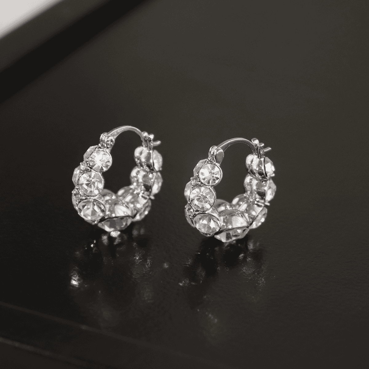 🌊Summer Hot Sale✨Italy Style Zircon Sparkling Earrings