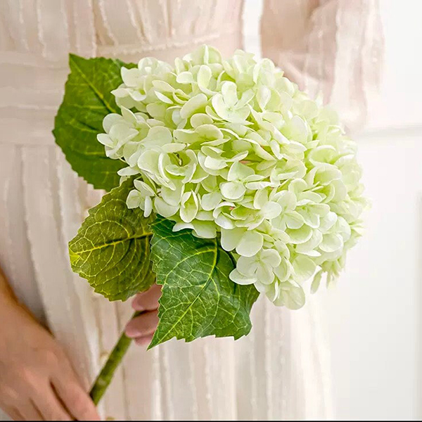 💐Mother's Day Promotion-Realistic UV Resistant Lifelike Artificial Hydrangea Flowers🔥