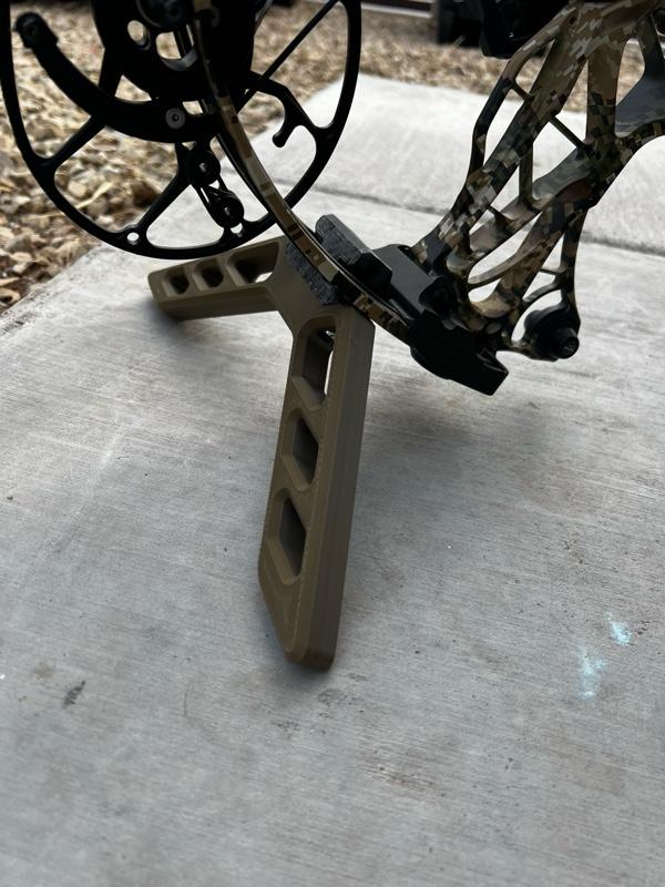 Bow Buddy Kickstand Clip‑On Stand for Compound Bows