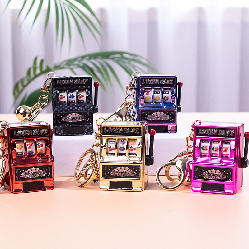 🔥BUY 2 GET 1 FREE🔥-Mini Casino Slots Keychain