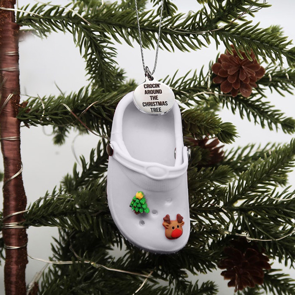Crocin Around the Christmas Tree Ornament
