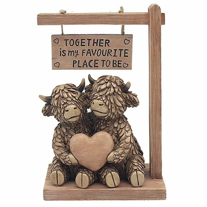 Cute Highland Cows Love Figurine