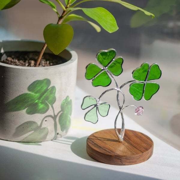 Metal Floral Ornament