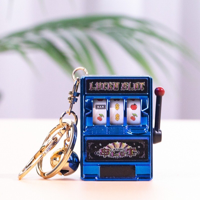 🔥BUY 2 GET 1 FREE🔥-Mini Casino Slots Keychain