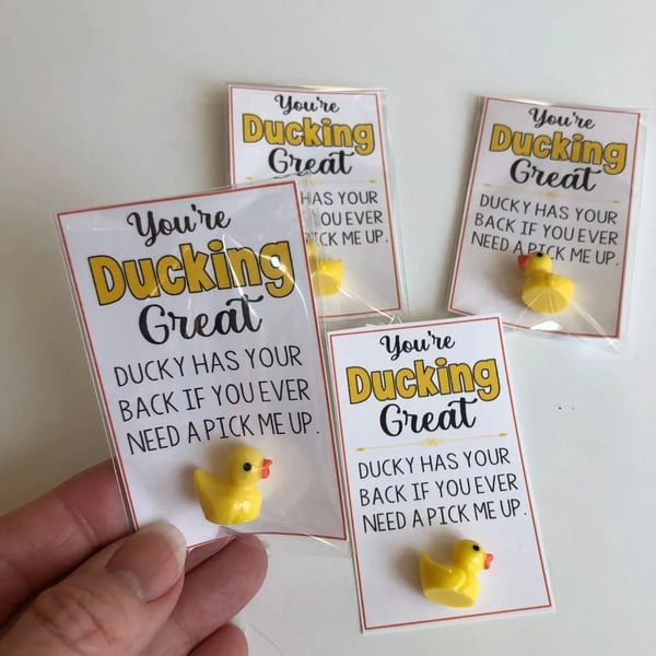 ❤️Cute Lucky Charm Gift - Holly Jolly Christmas