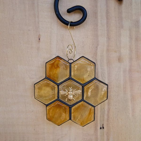 🐝Stained Glass Bee Ornament/Sun Catcher