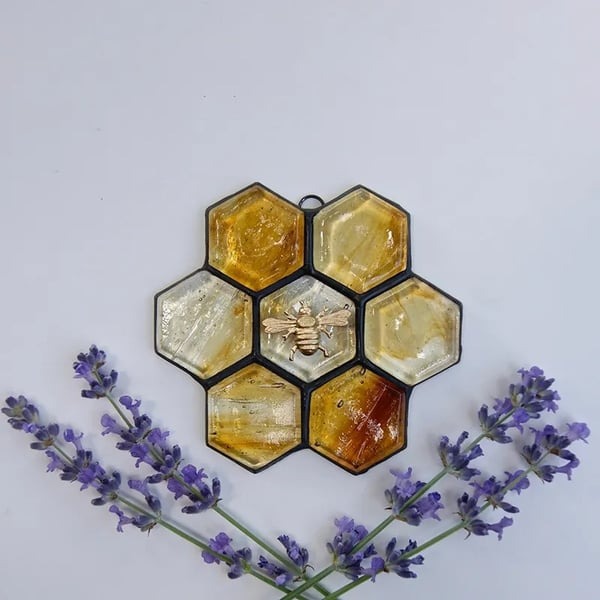 🐝Stained Glass Bee Ornament/Sun Catcher