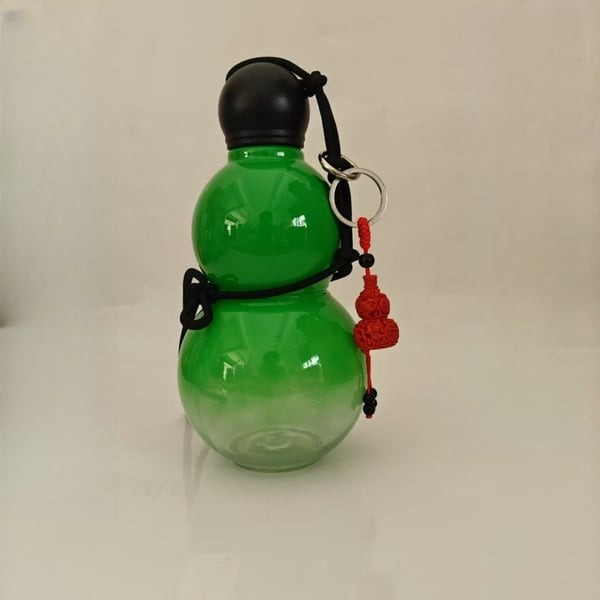 Gourd Water Bottle 30oz Chinese Retro-Inspired