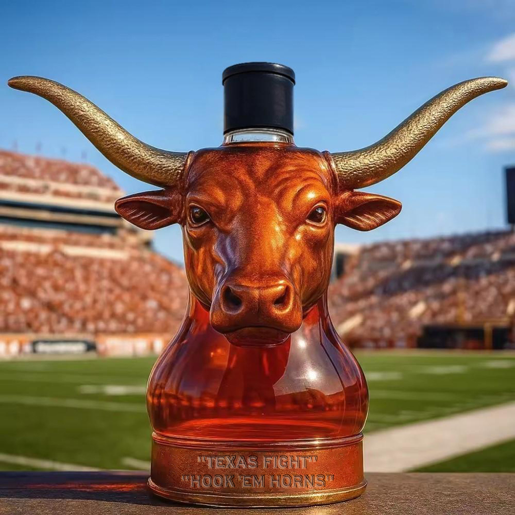 🐂🏈Texas Longhorns football Whisky collector's bottle🤟