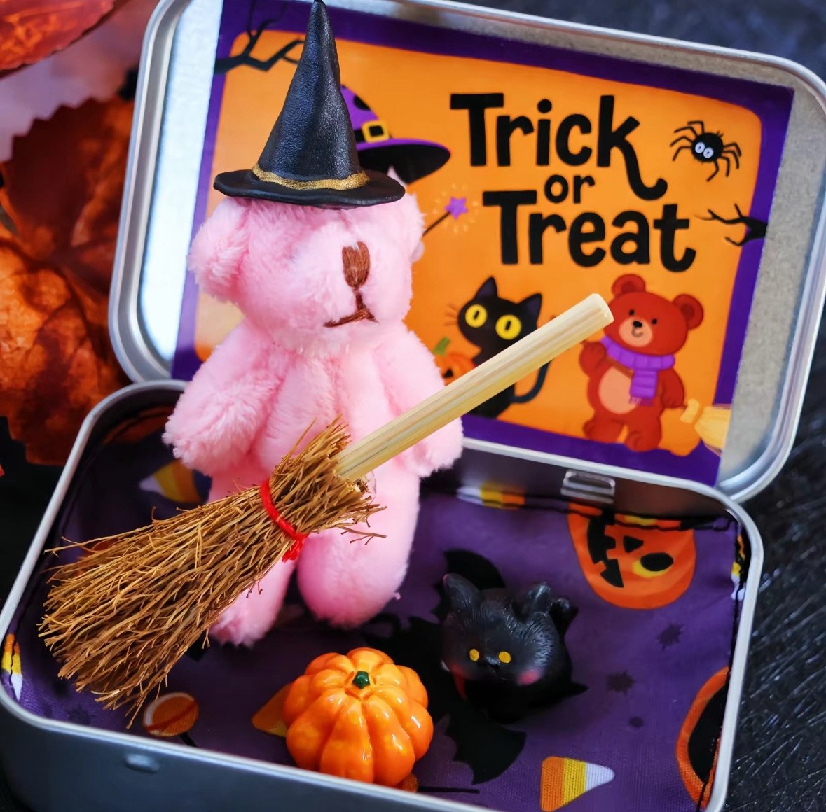 🧸Halloween Teddy Gift Box