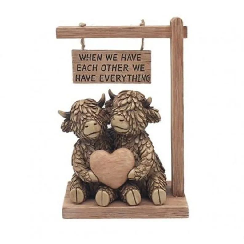 Cute Highland Cows Love Figurine