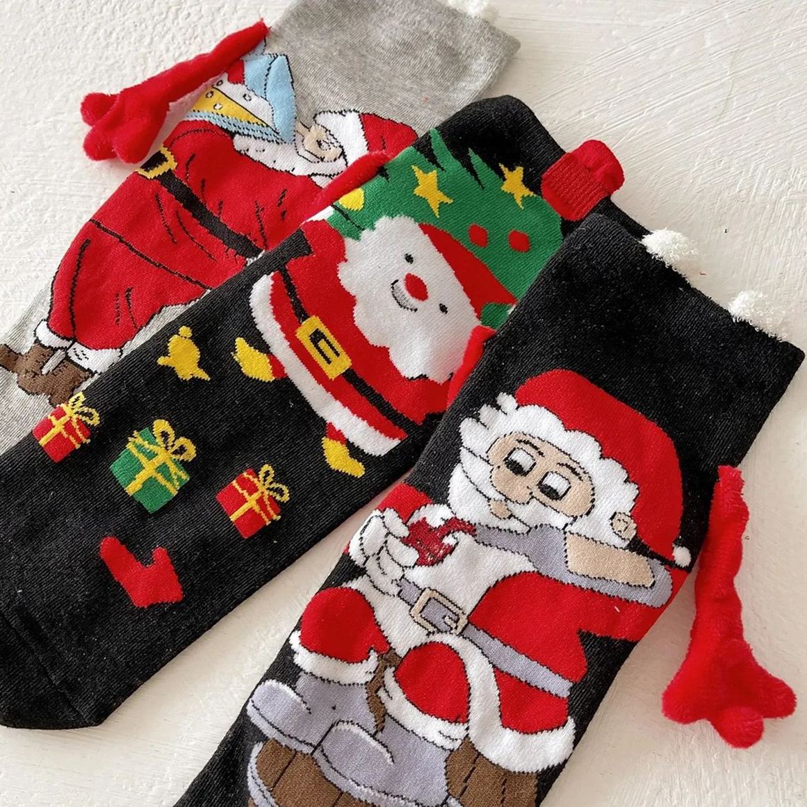 Cute Hand-holding Christmas Magnetic Socks