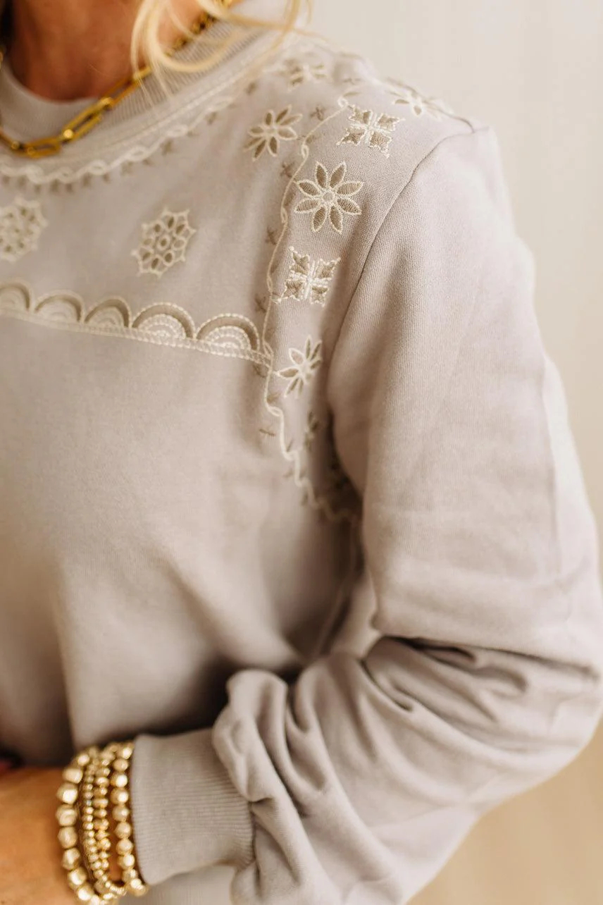 Ribbed Accent Pocketed Pullover