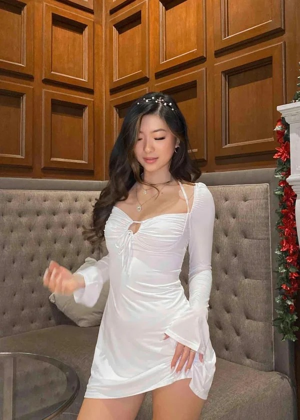 Slim Sexy Strapless Long Sleeved Lace Dress