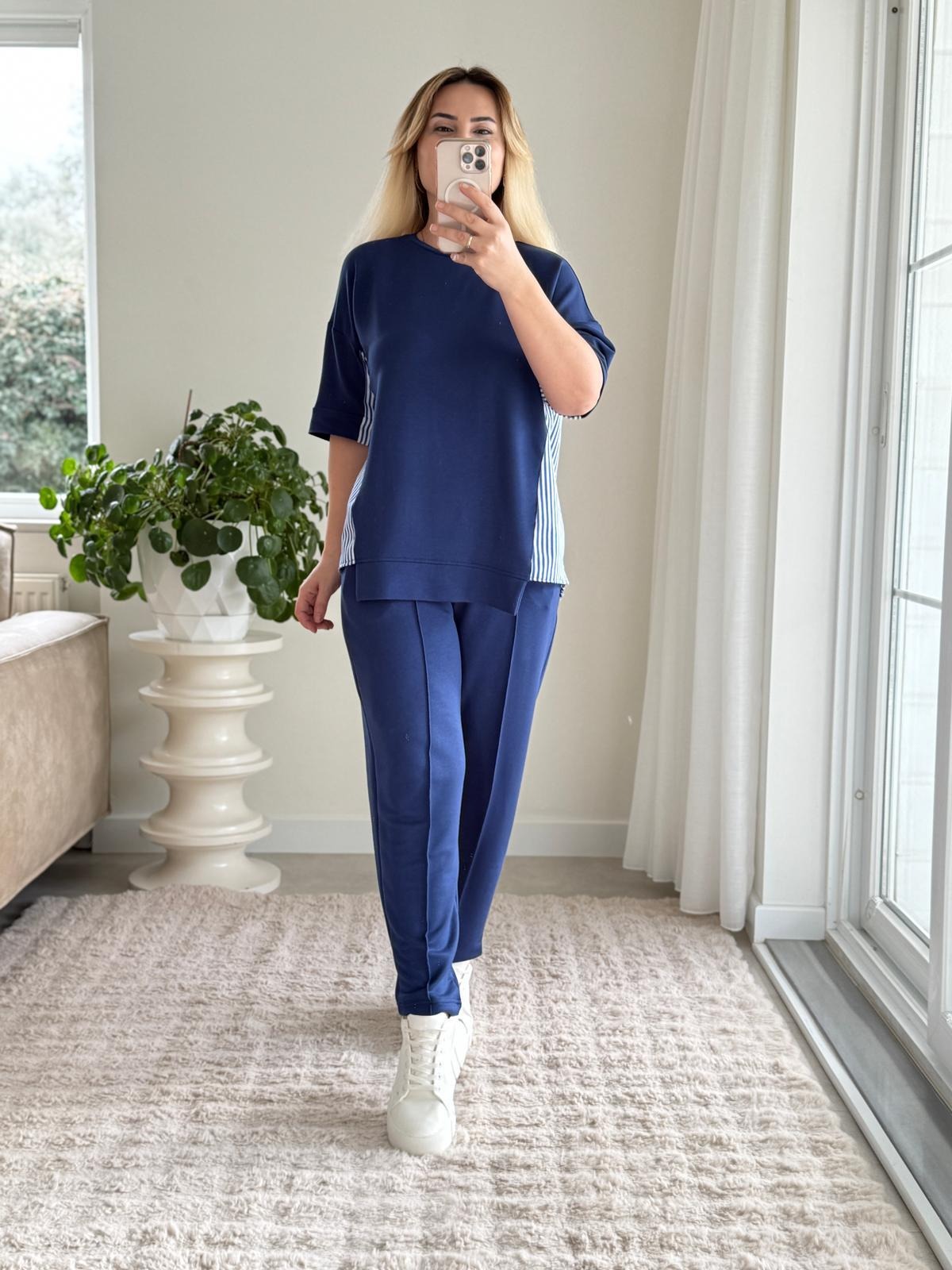 Round Neck Back Line Casual Suit