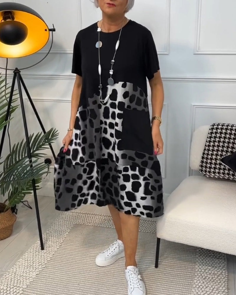 Short-Sleeved Round Neck Printed Dress