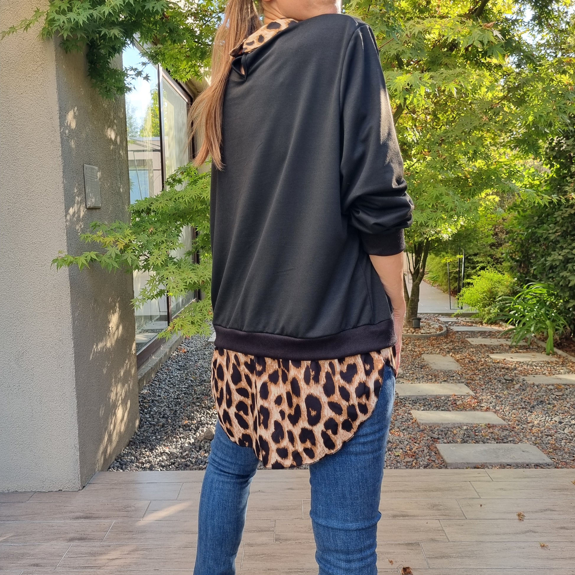 Women's Casual Leopard Patchwork Oversized Sweatshirt