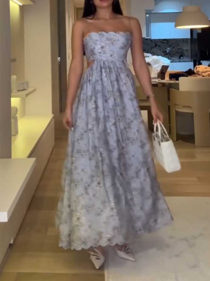  Flowy Floral Midi Dress with Cut-Out Back