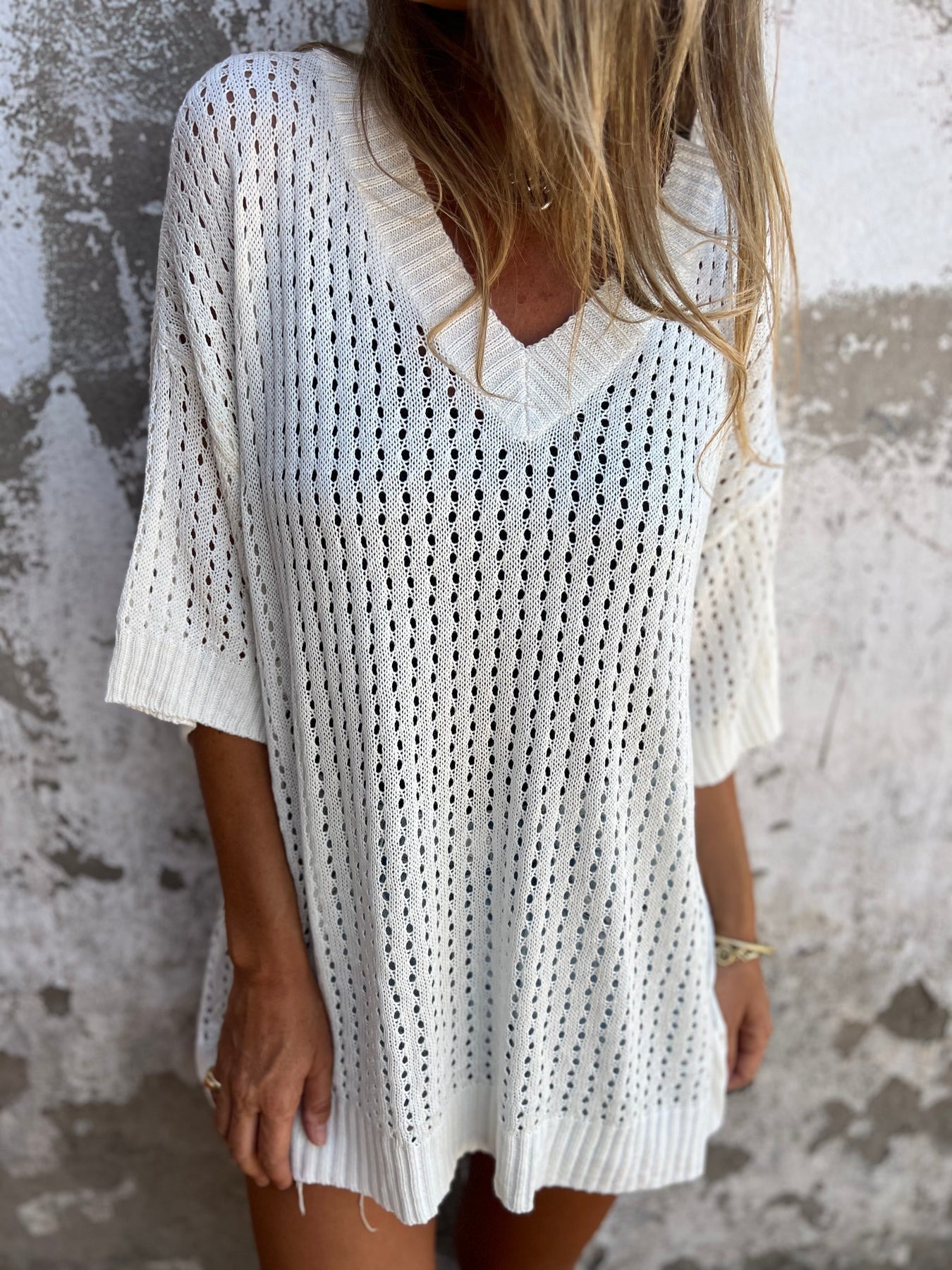 Hollow Knitted Mid-Sleeve Top
