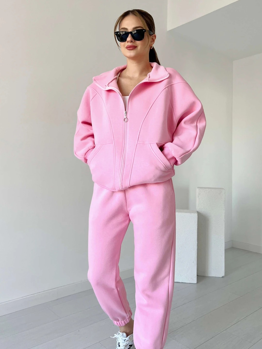 Elastic Sleeve Sports Suit