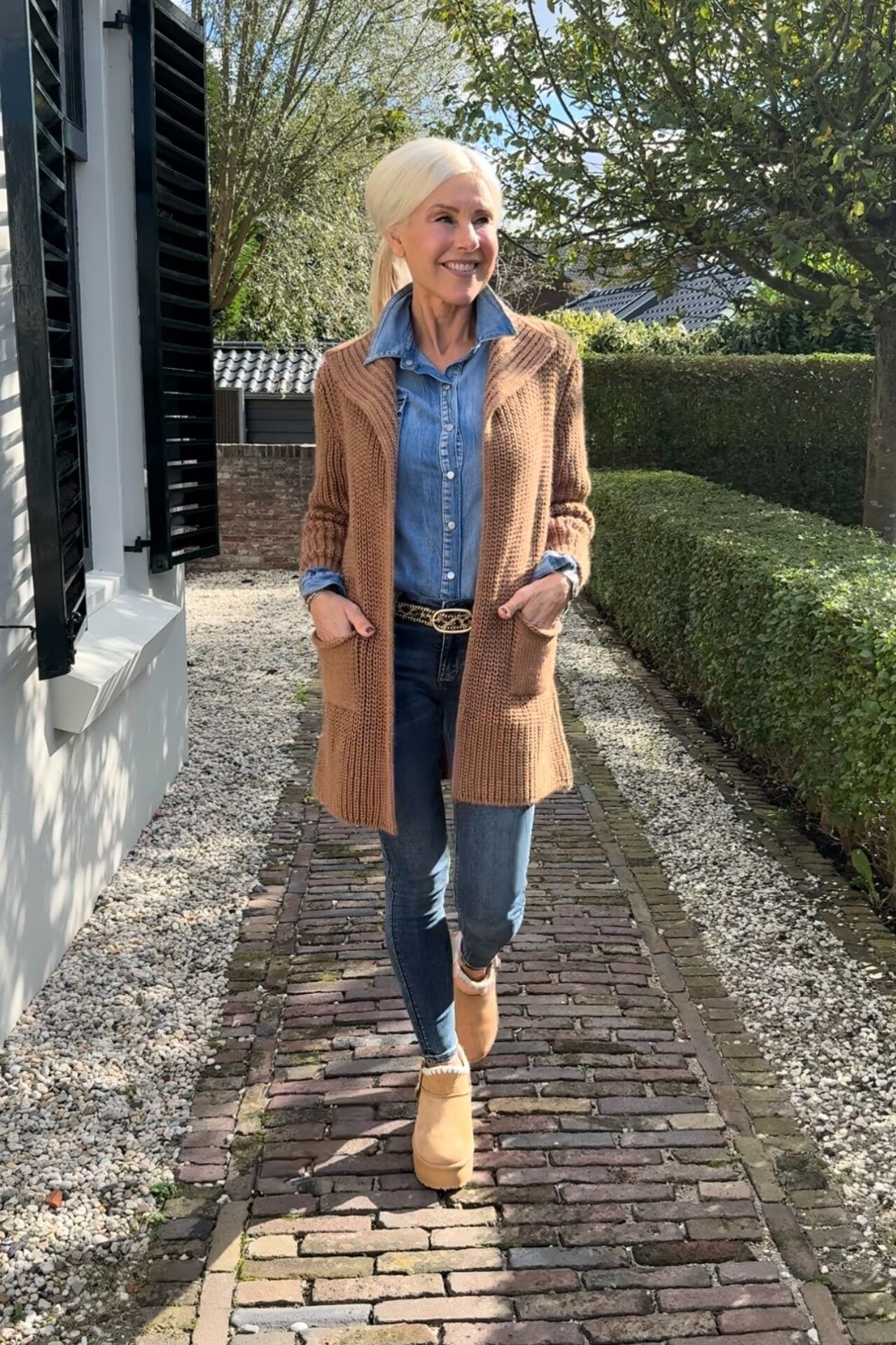 Solid Color Knitted Collar Cardigan with Pockets