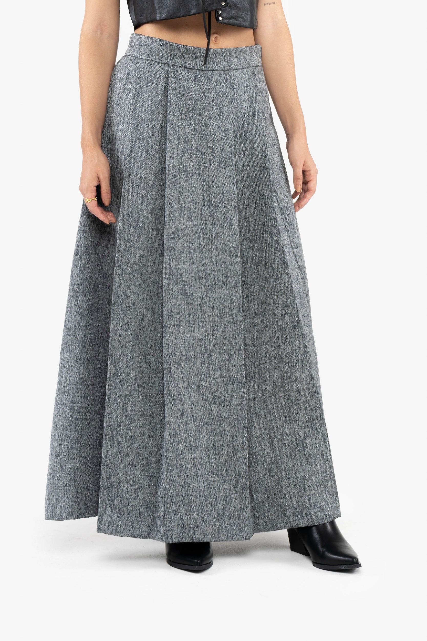 Elegant Gray Pleated Maxi Skirt