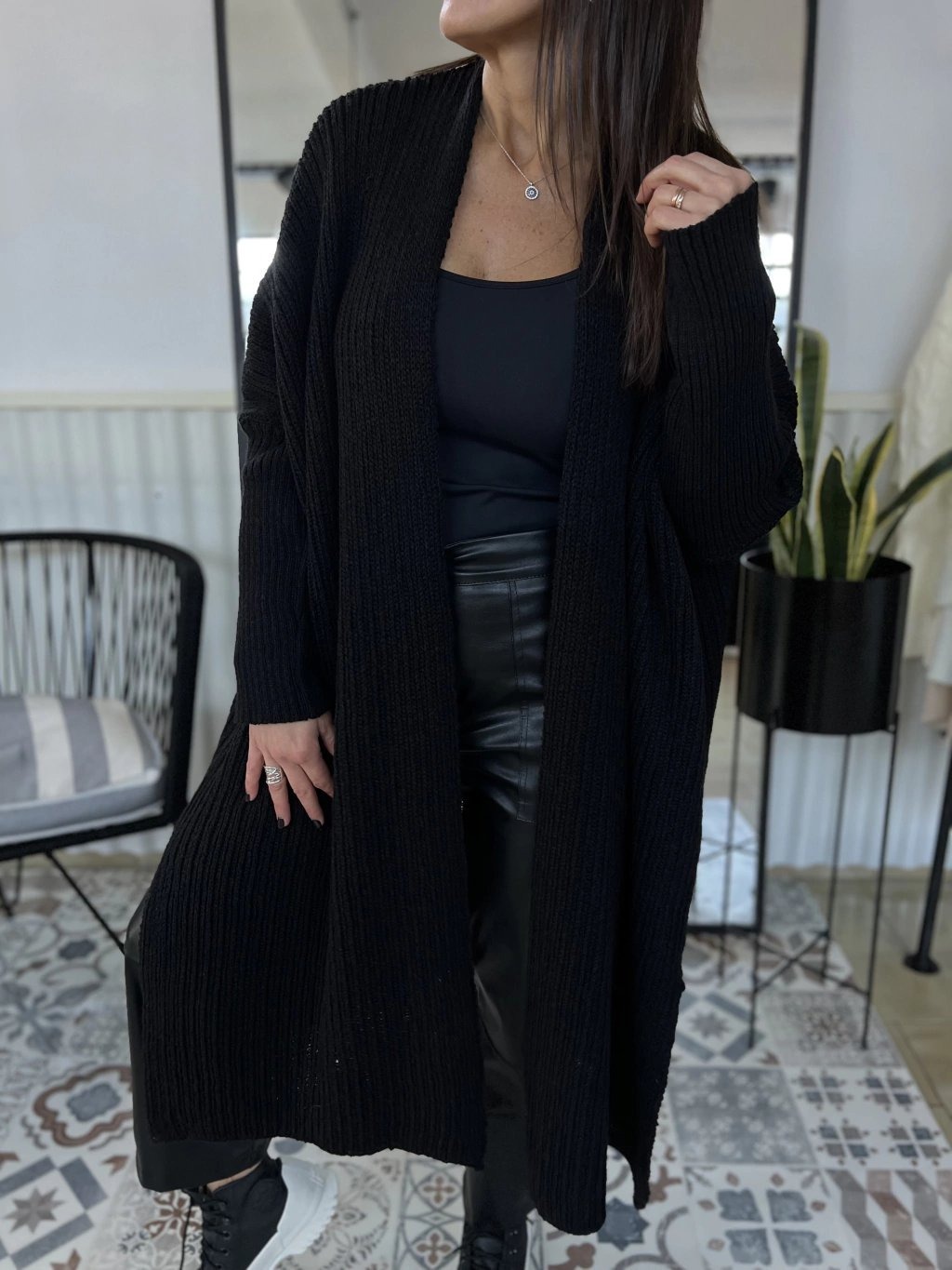 Solid Color Ribbed Knitted Cardigan