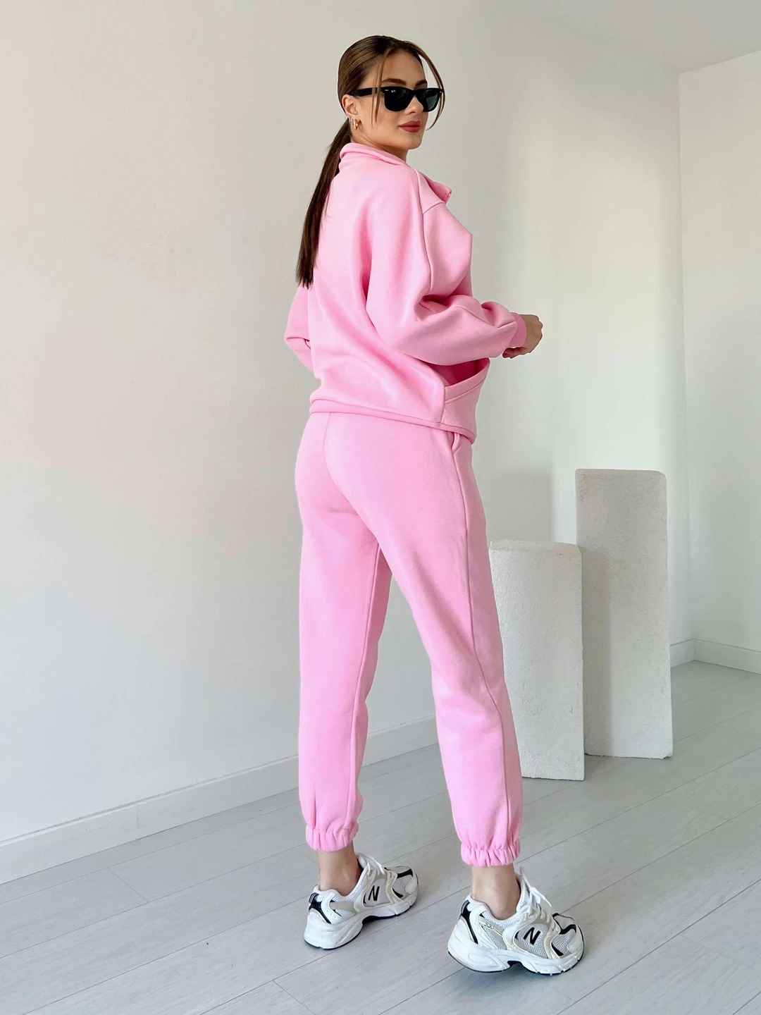 Elastic Sleeve Sports Suit