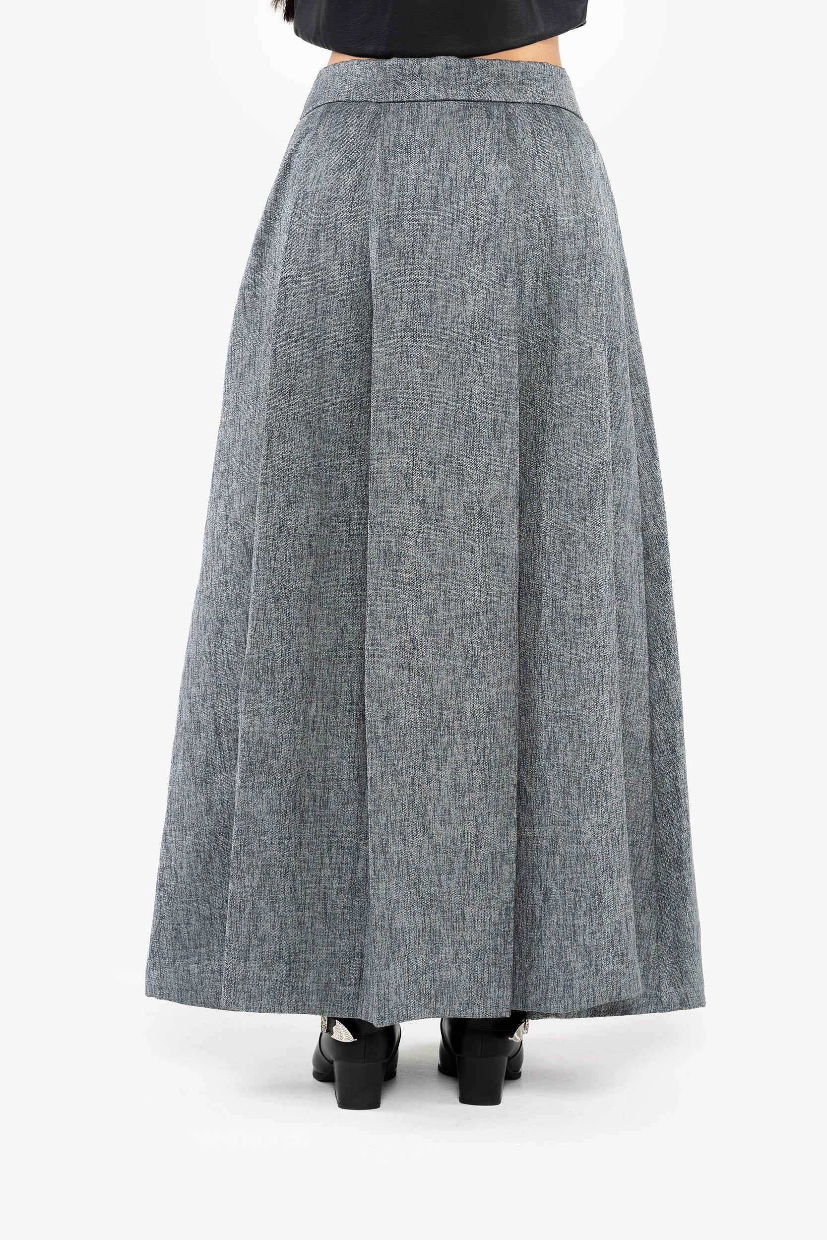 Elegant Gray Pleated Maxi Skirt