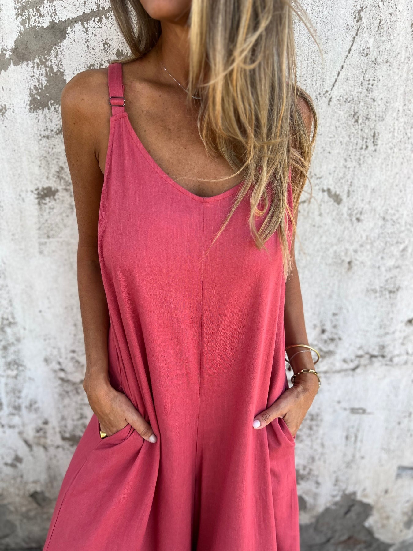 Adjustable Straps With Pocket Loose Jumpsuit
