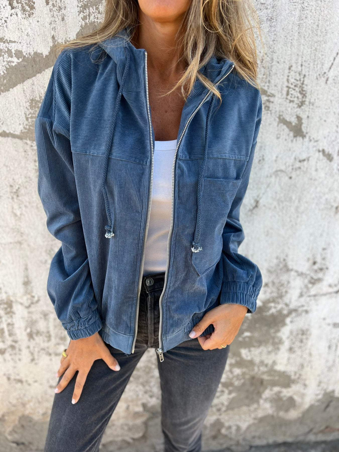 ZIP-UP HOODED JACKET