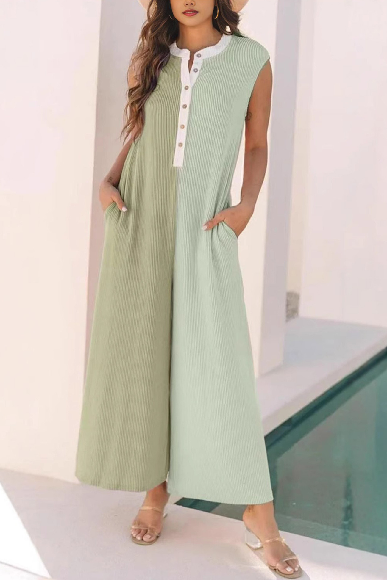 Contrast Color Sleeveless Jumpsuits