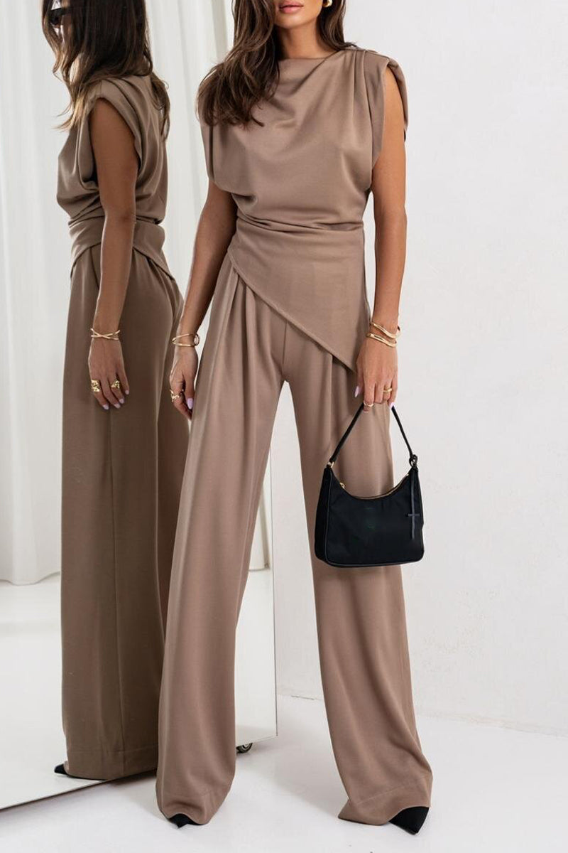 Round Neck Pleated Sleeveless Casual Suit