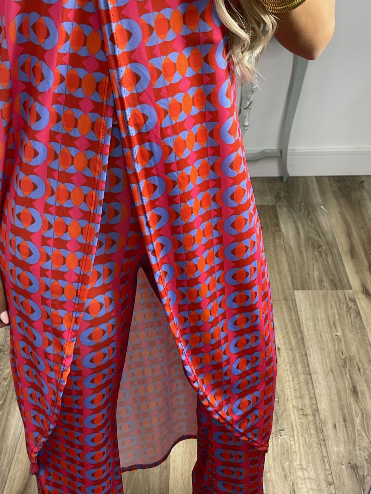New Arrival Abstract Printed Comfy Suit For Women