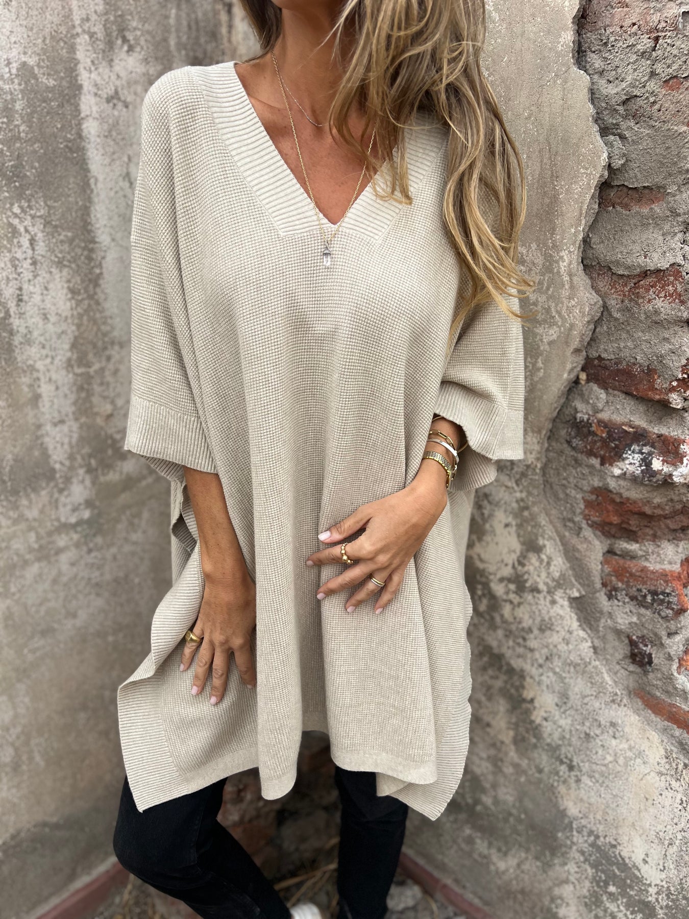 V-neck Bat Sleeve Baggy Top