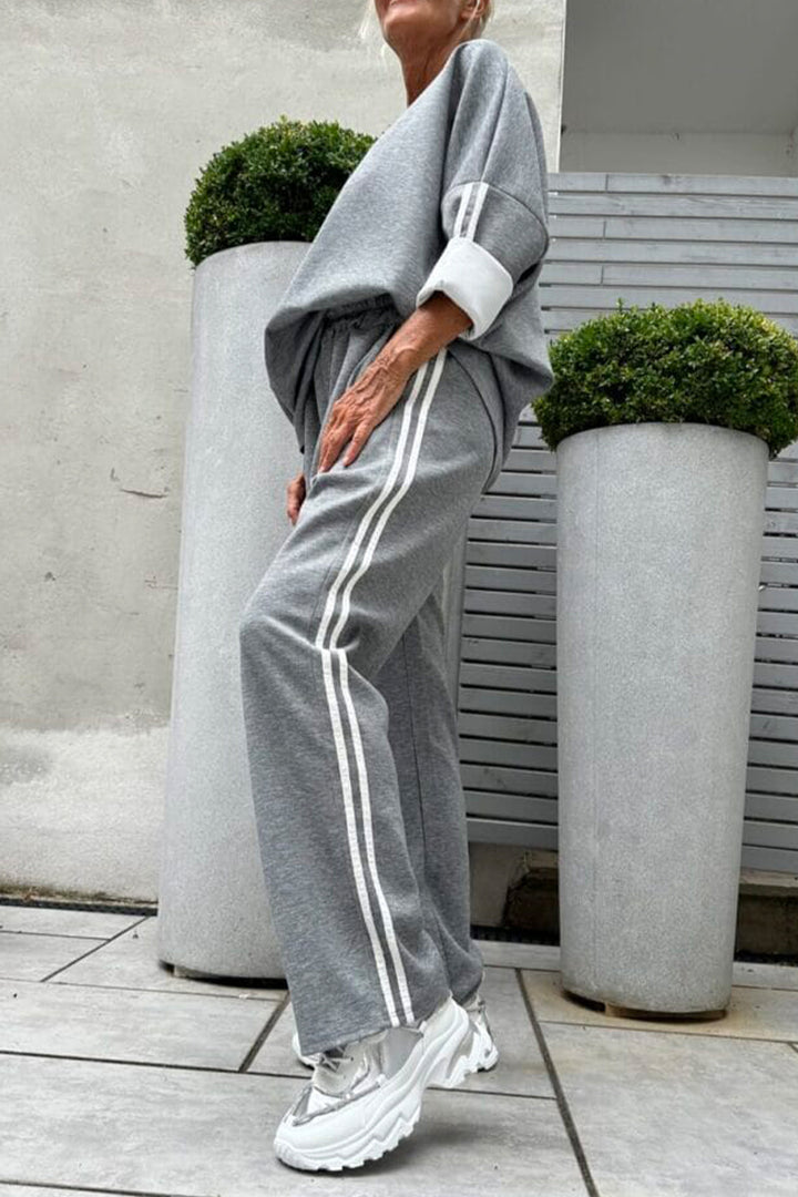Ladies Round Neck Vertical Stripe Casual Suit