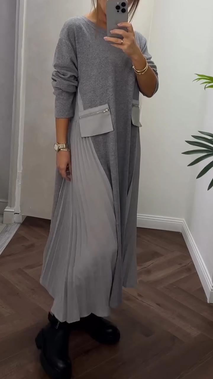 Women Round Neck Patchwork Pocket Pleated Casual Dress