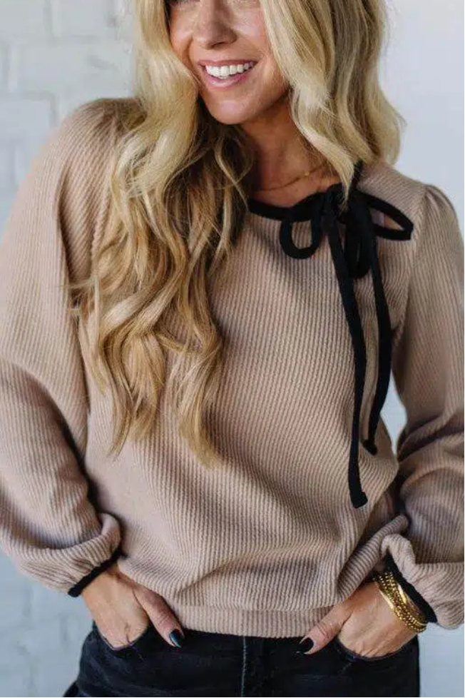 Textured Side Tie Contrast Top