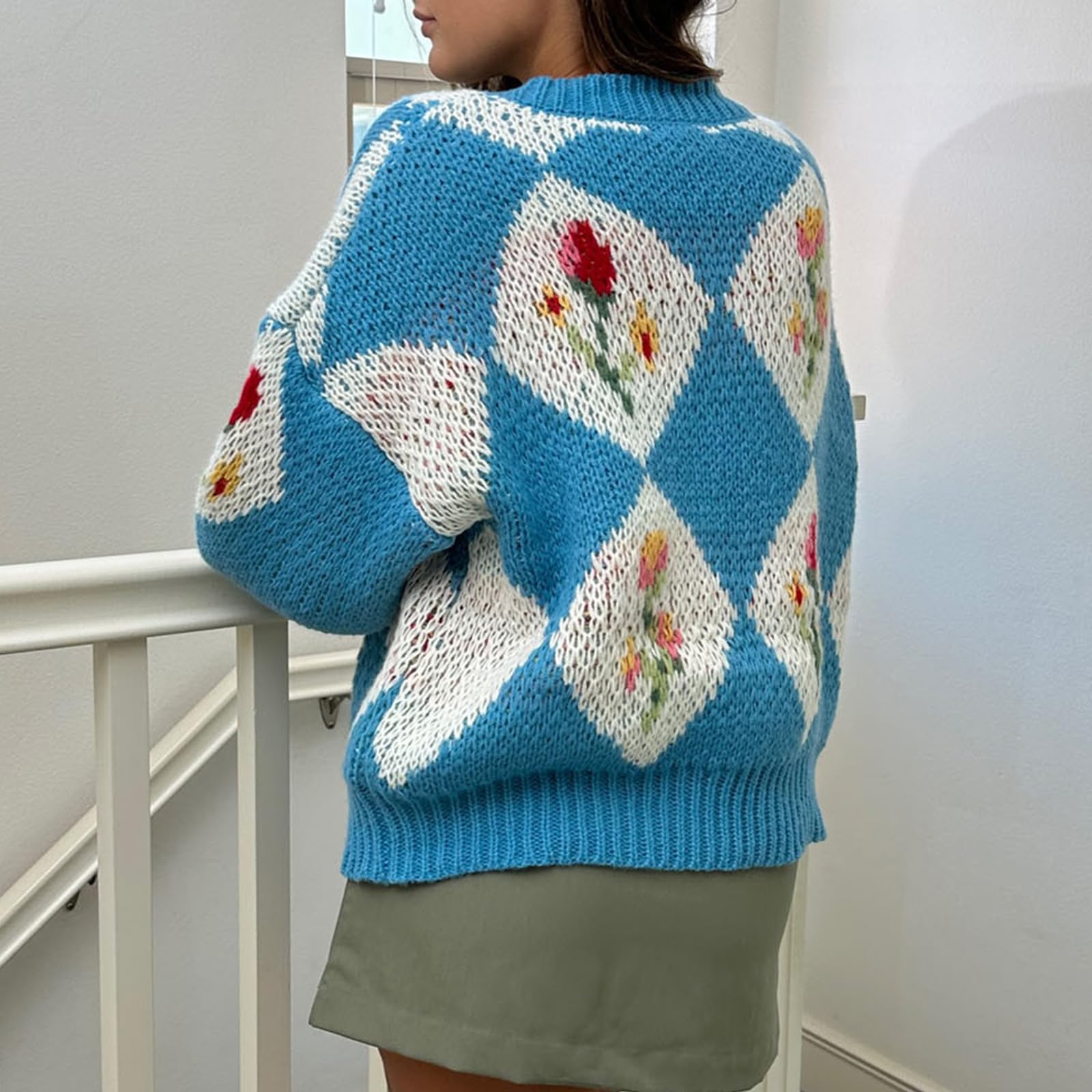  Women's Floral Printed Crewneck Knit Sweater