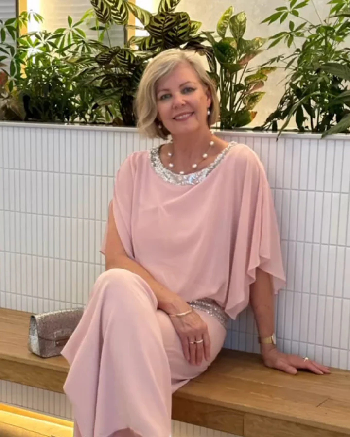 Elegant, Loose-Fitting Two-Piece Set