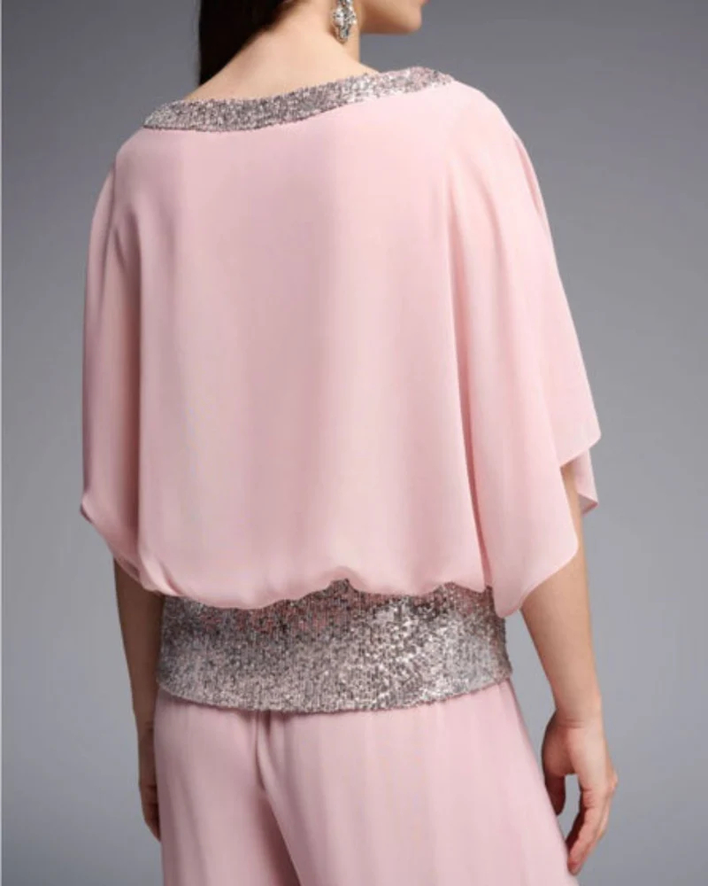 Elegant, Loose-Fitting Two-Piece Set