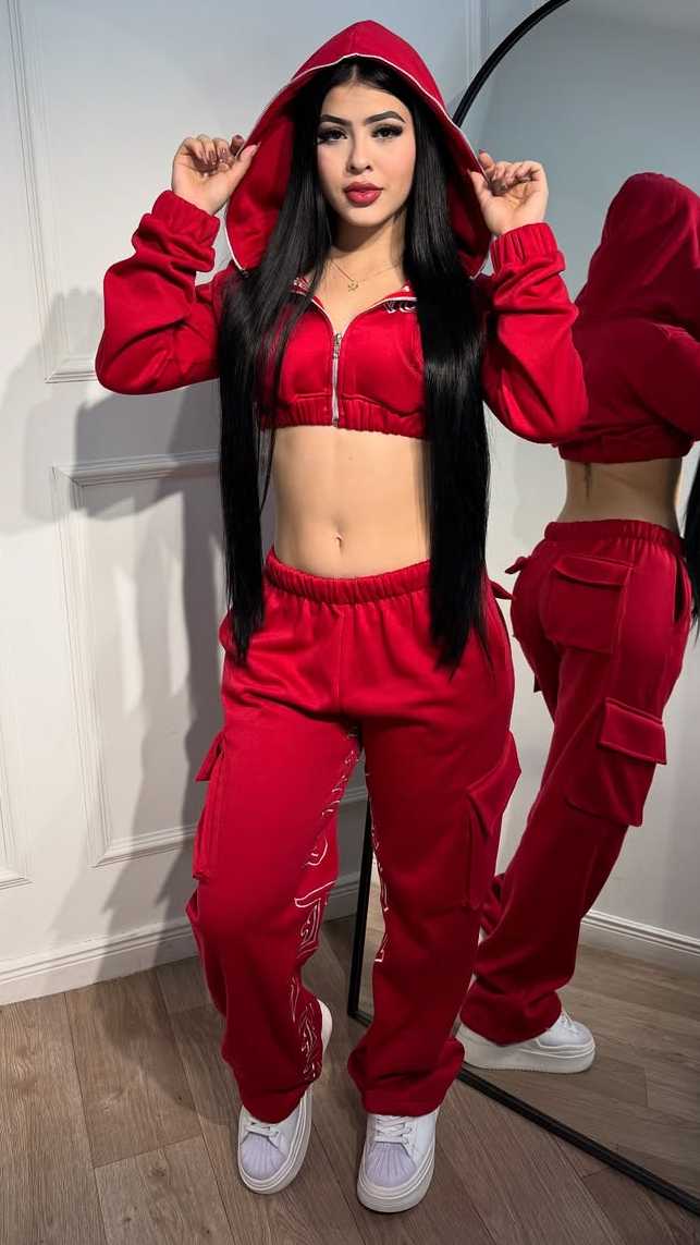 Women's Trendy Cropped Hoodie and Cargo Pants Set