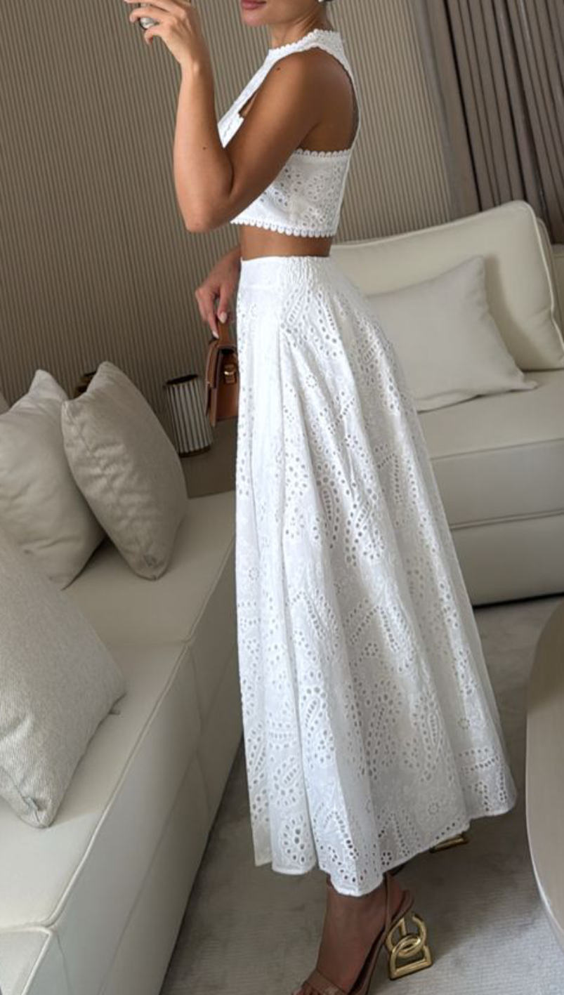 White Vintage Floral Hollow Sleeveless Crew Neck Crop Tank Top & Long Skirt Set