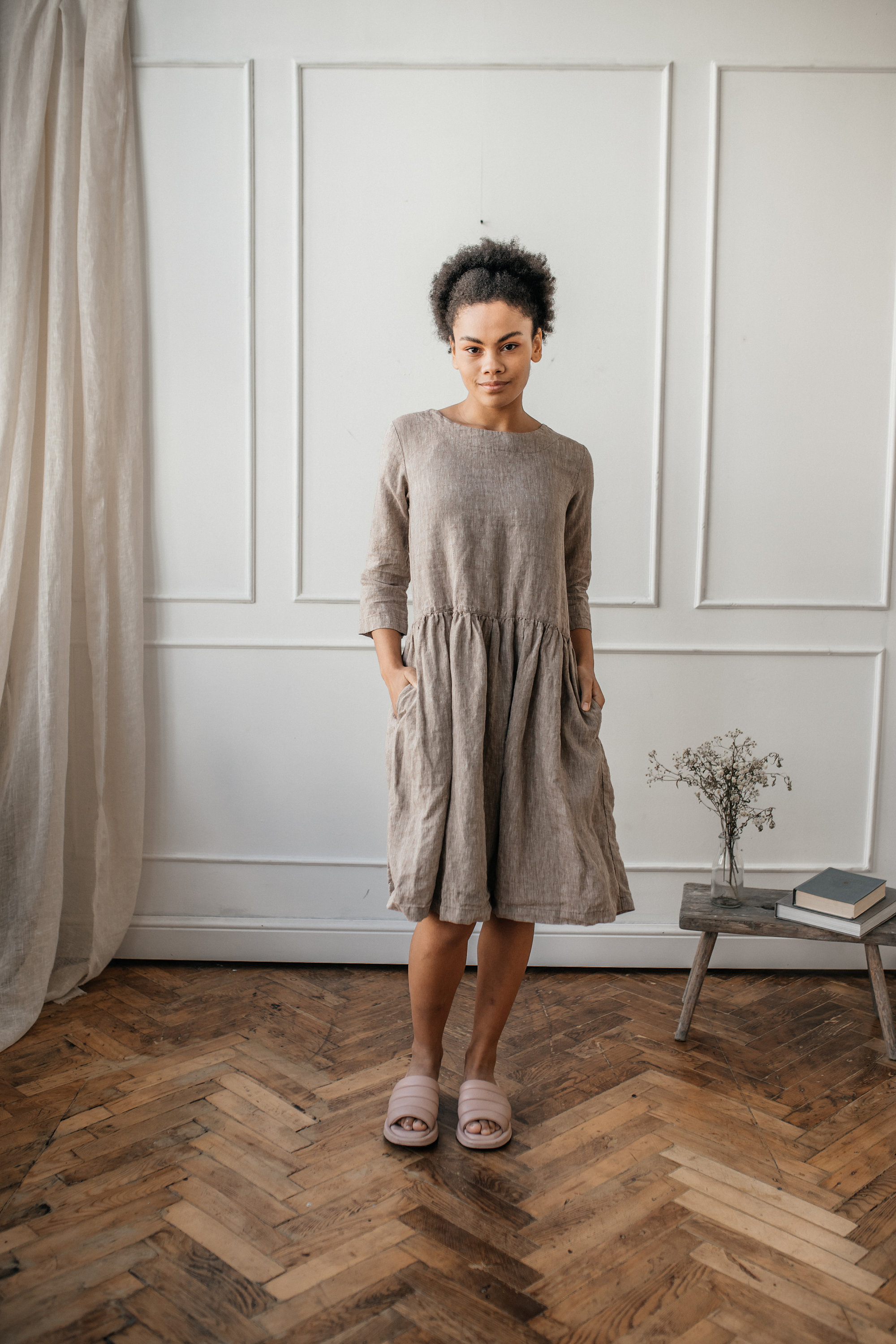 Linen circle dress with pockets - knee length skater dress - linen dress 3/4 sleeves and crew neckline